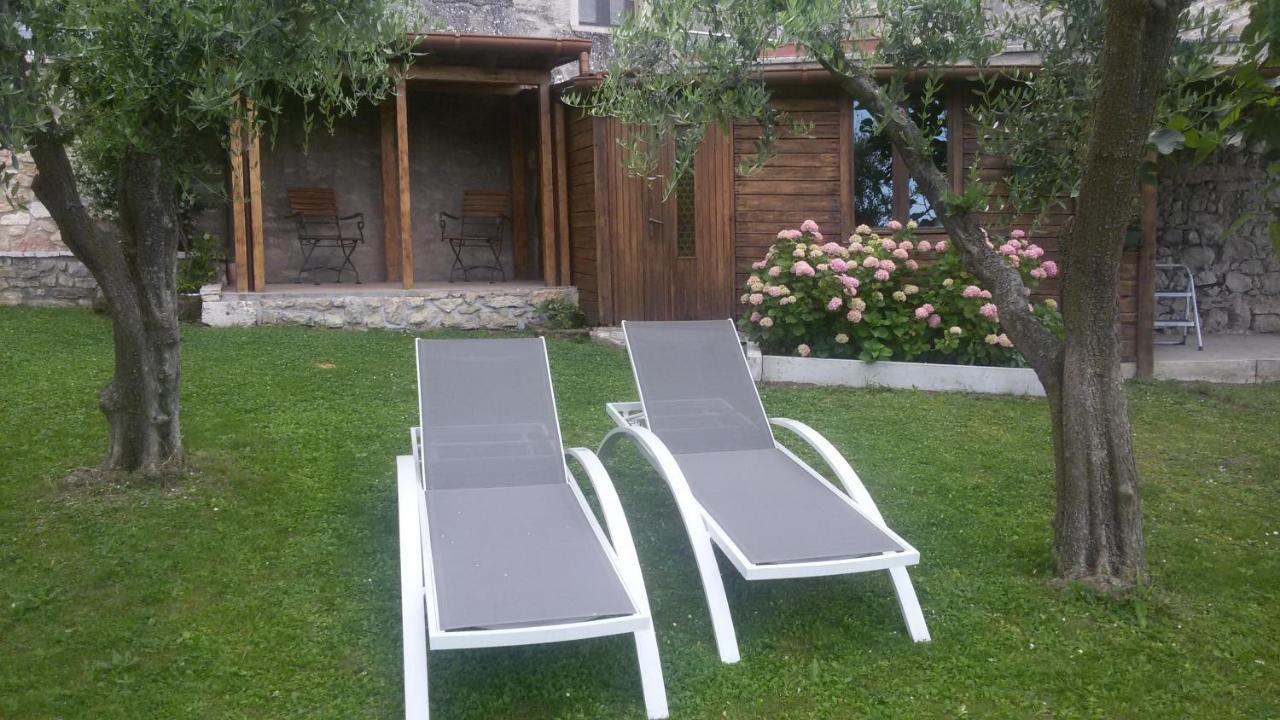 B&B Da Paolo Con Vista Lago Di Garda Сан-Дзено-ди-Монтанья Экстерьер фото