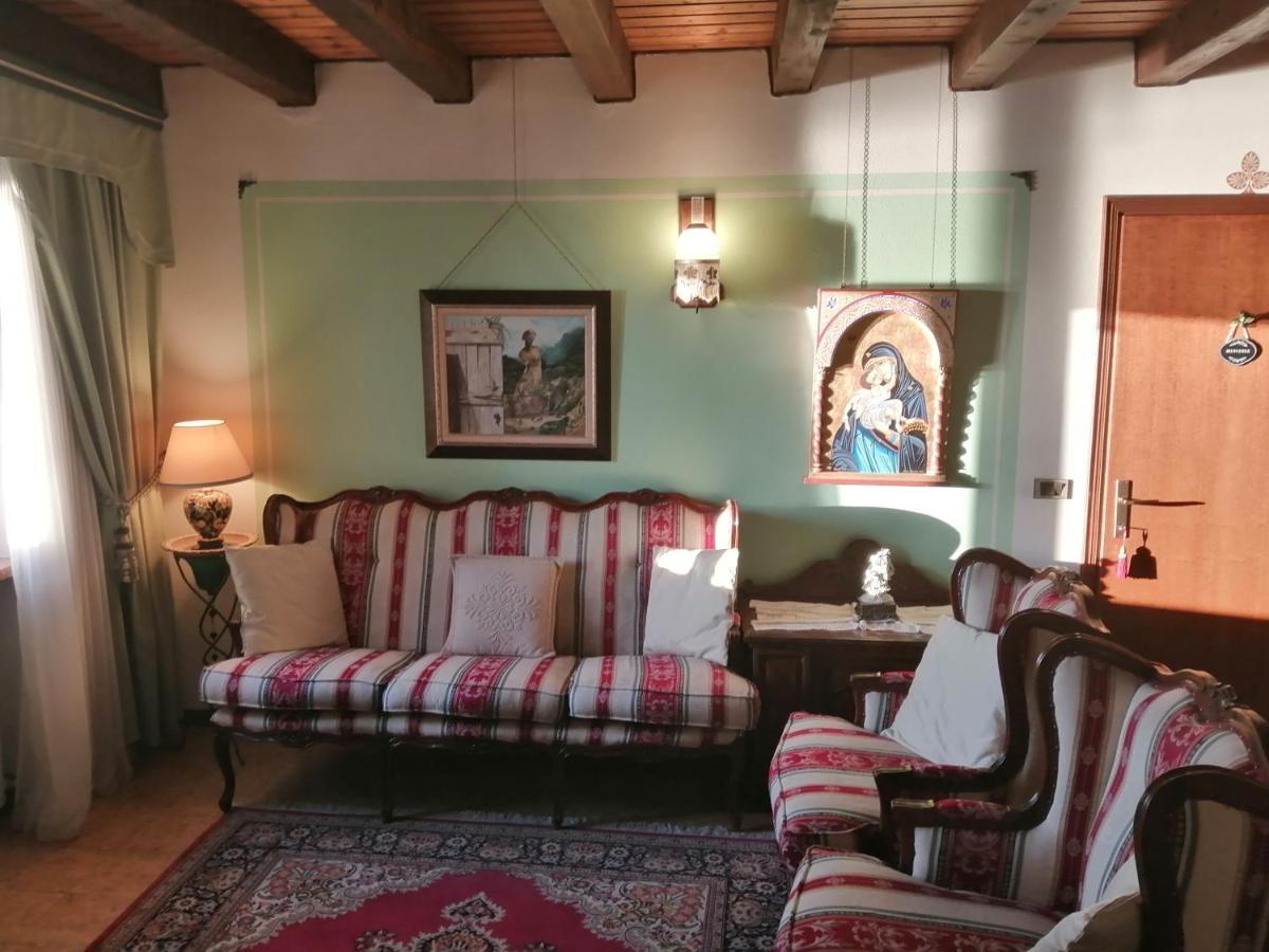 B&B Da Paolo Con Vista Lago Di Garda Сан-Дзено-ди-Монтанья Экстерьер фото