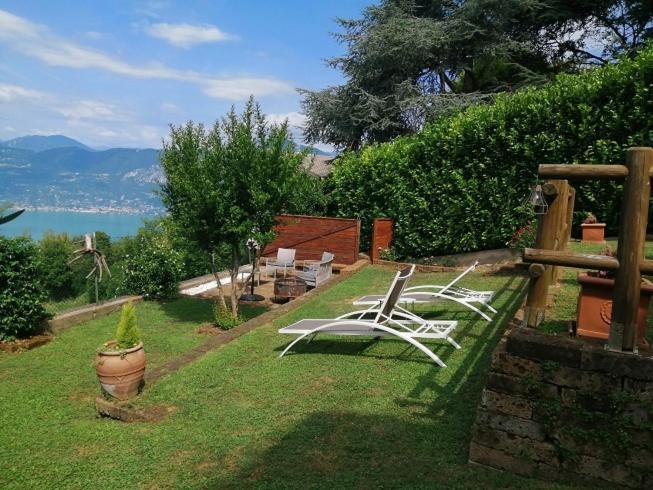 B&B Da Paolo Con Vista Lago Di Garda Сан-Дзено-ди-Монтанья Экстерьер фото