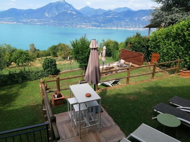 B&B Da Paolo Con Vista Lago Di Garda Сан-Дзено-ди-Монтанья Экстерьер фото