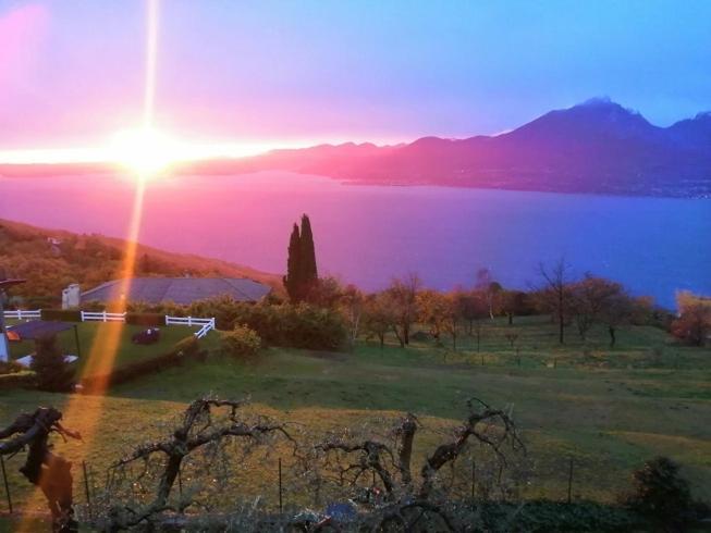 B&B Da Paolo Con Vista Lago Di Garda Сан-Дзено-ди-Монтанья Экстерьер фото
